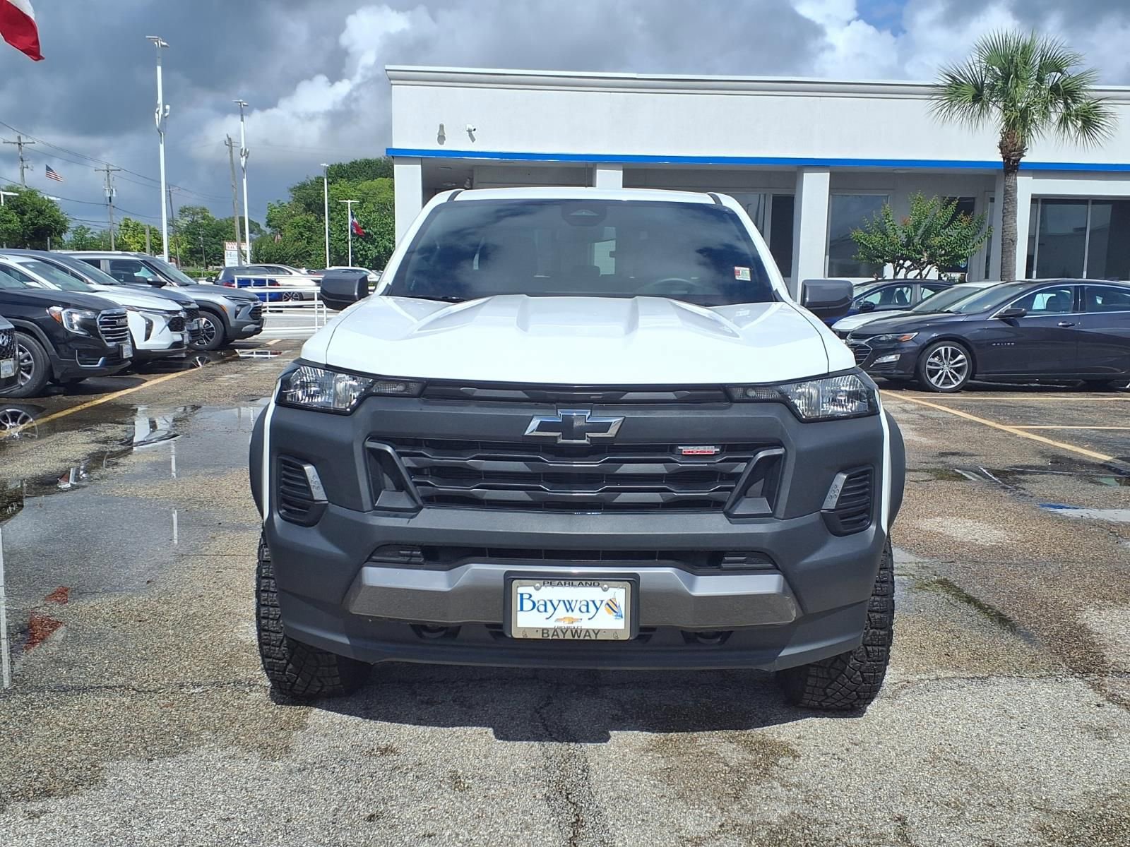 Used 2025 Chevrolet Colorado Trail Boss AWD/4WD image 19