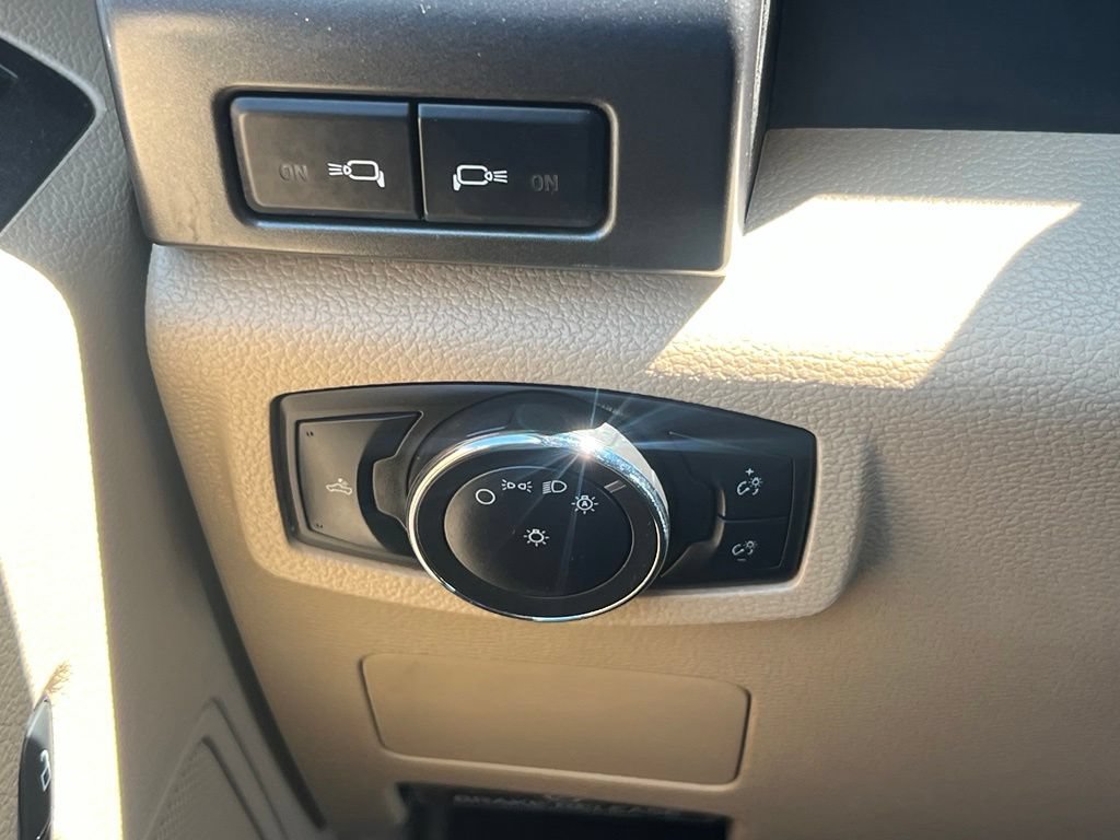 Used 2021 Ford F350 XLT AWD/4WD image 26