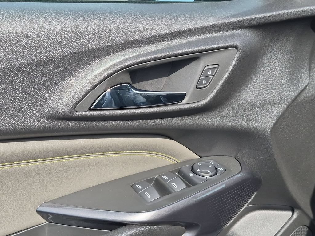 New 2026 Chevrolet Trax ACTIV w/ Driver Confidence Package FWD image 21