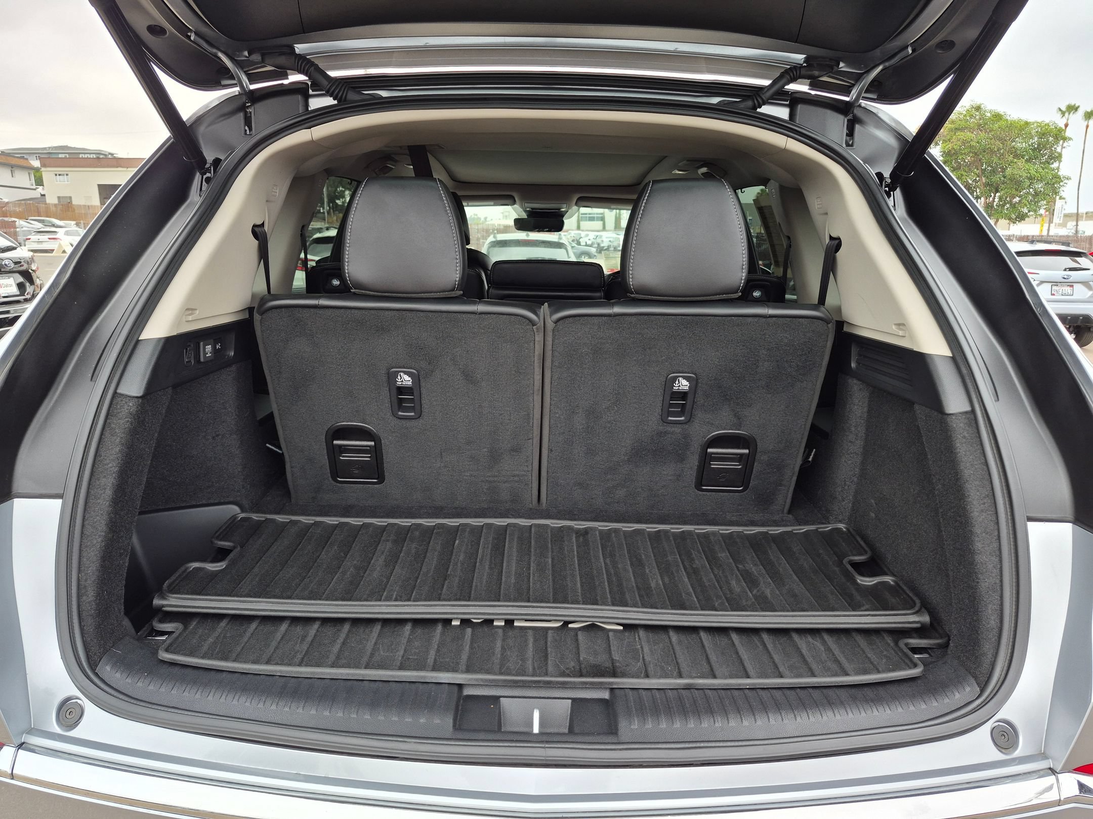 Used 2025 Acura MDX SH-AWD w/ Technology Package image 33