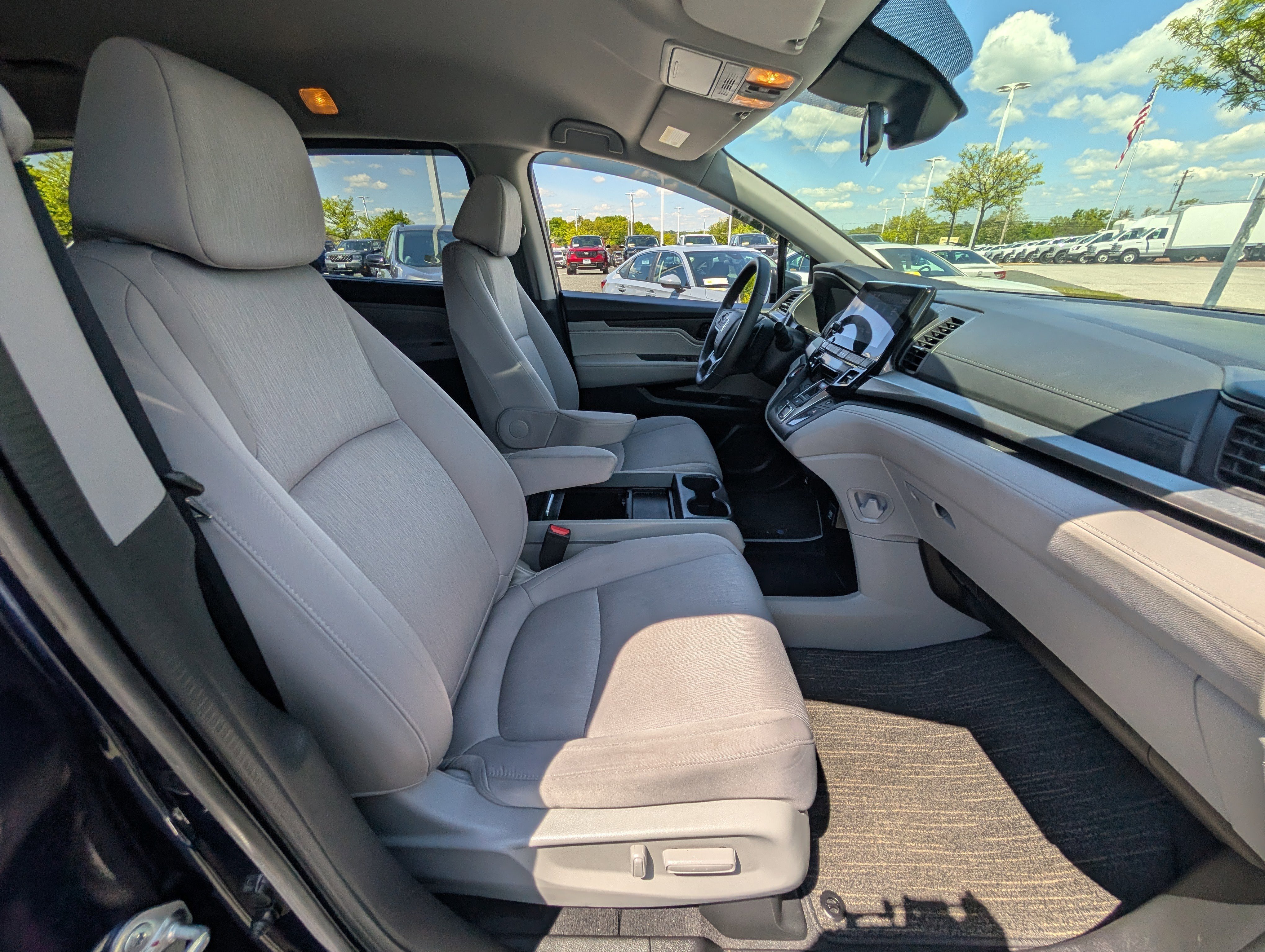 Used 2021 Honda Odyssey EX image 10