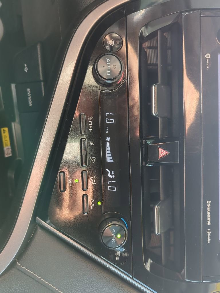 Used 2024 Toyota Camry XSE image 17