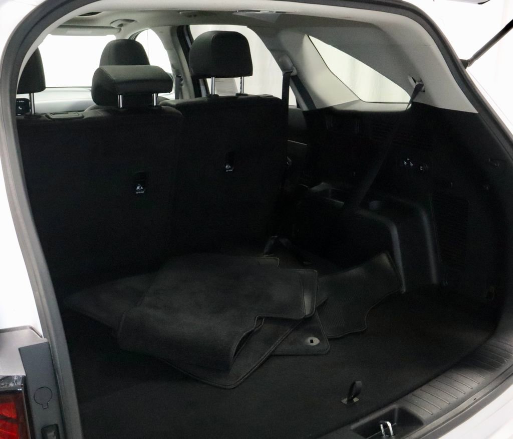 Used 2025 Kia Sorento S w/ Panoramic Sunroof Package image 14