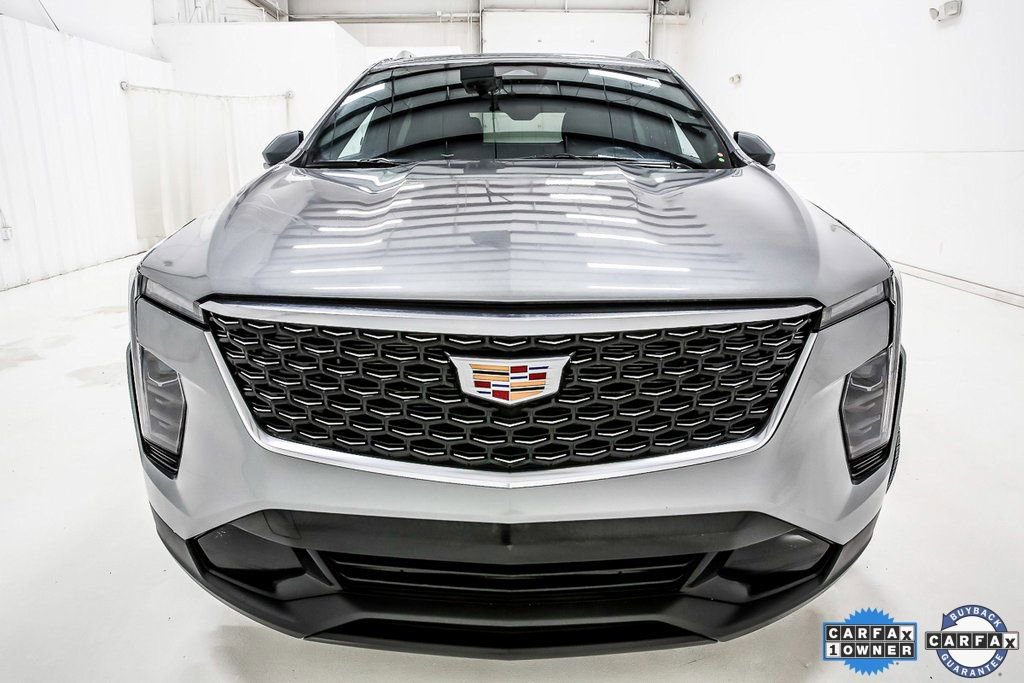 Used 2024 Cadillac XT4 Premium Luxury image 10