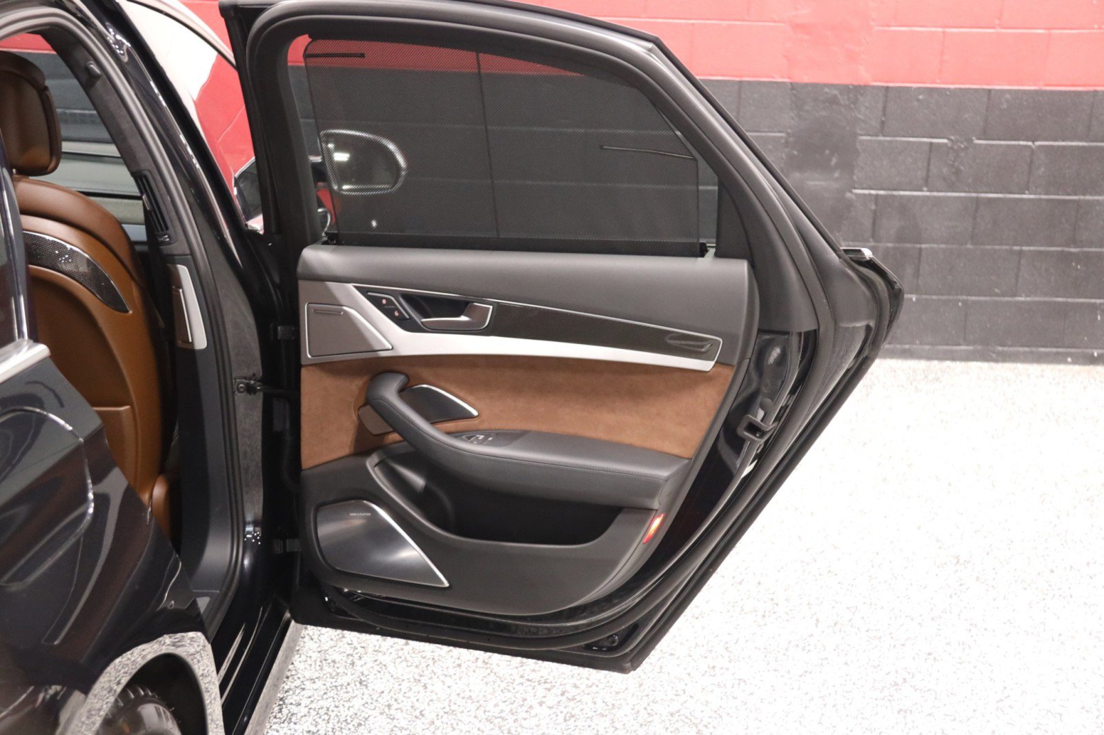 Used 2014 Audi S8 AWD/4WD image 43