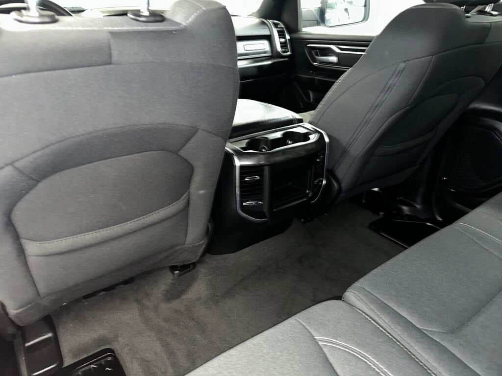 Used 2024 RAM 1500 Big Horn AWD/4WD image 18