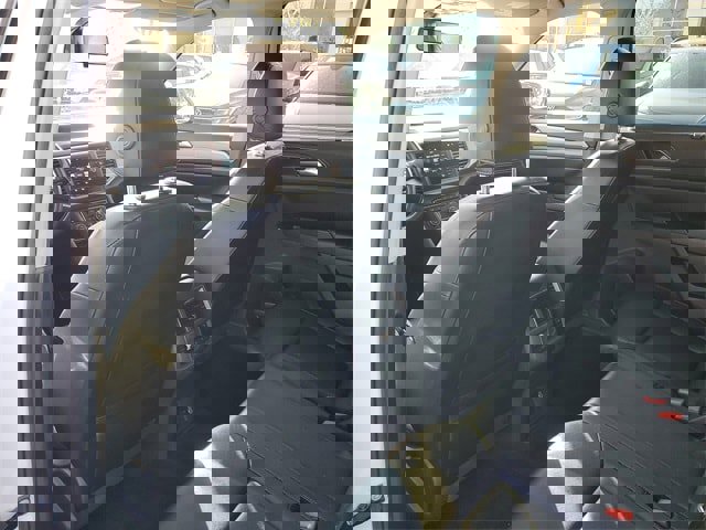 Used 2019 Volkswagen Atlas SE w/ Towing Package image 10