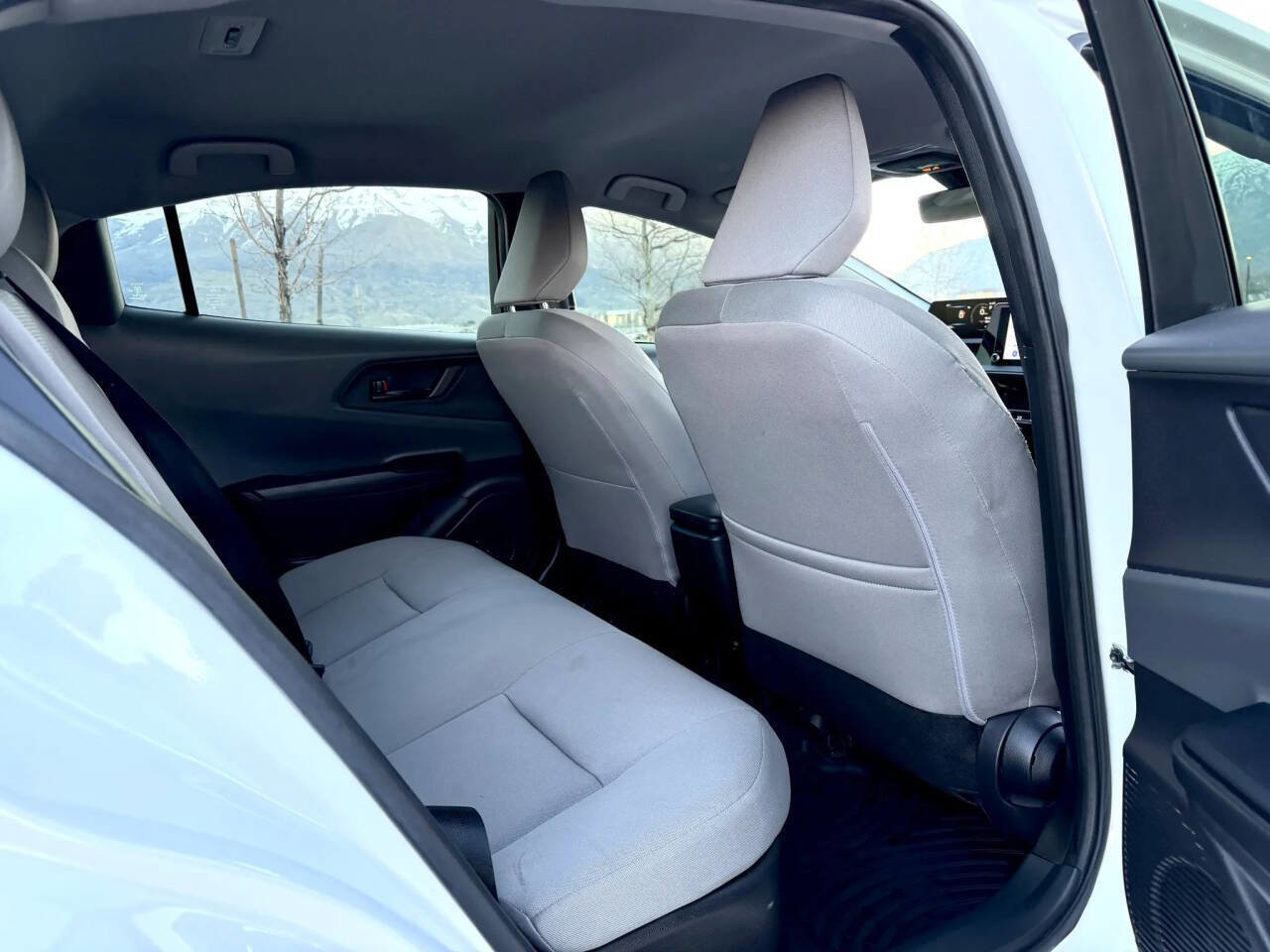 Used 2024 Toyota Prius LE image 16