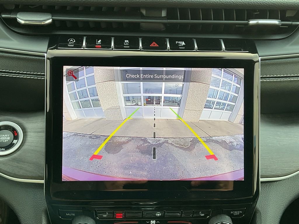 Used 2024 Jeep Grand Cherokee Limited image 14