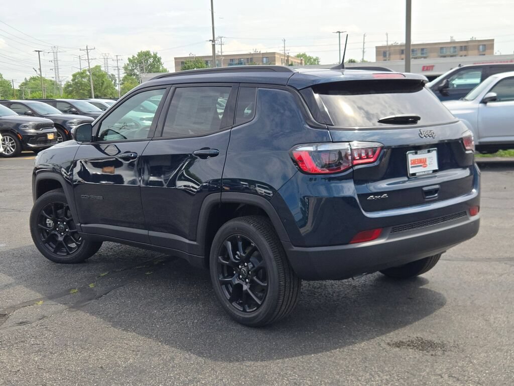 New 2026 Jeep Compass Latitude AWD/4WD image 19