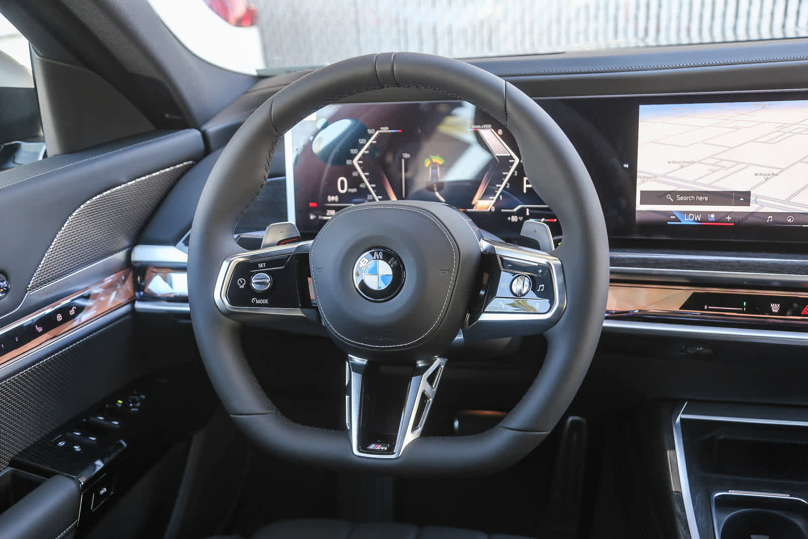 New 2026 BMW 760i xDrive w/ Premium Package image 12