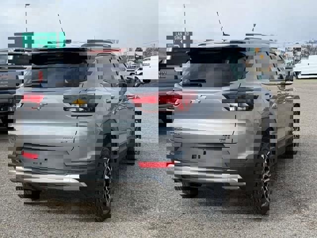 Used 2025 Chevrolet TrailBlazer LT image 5