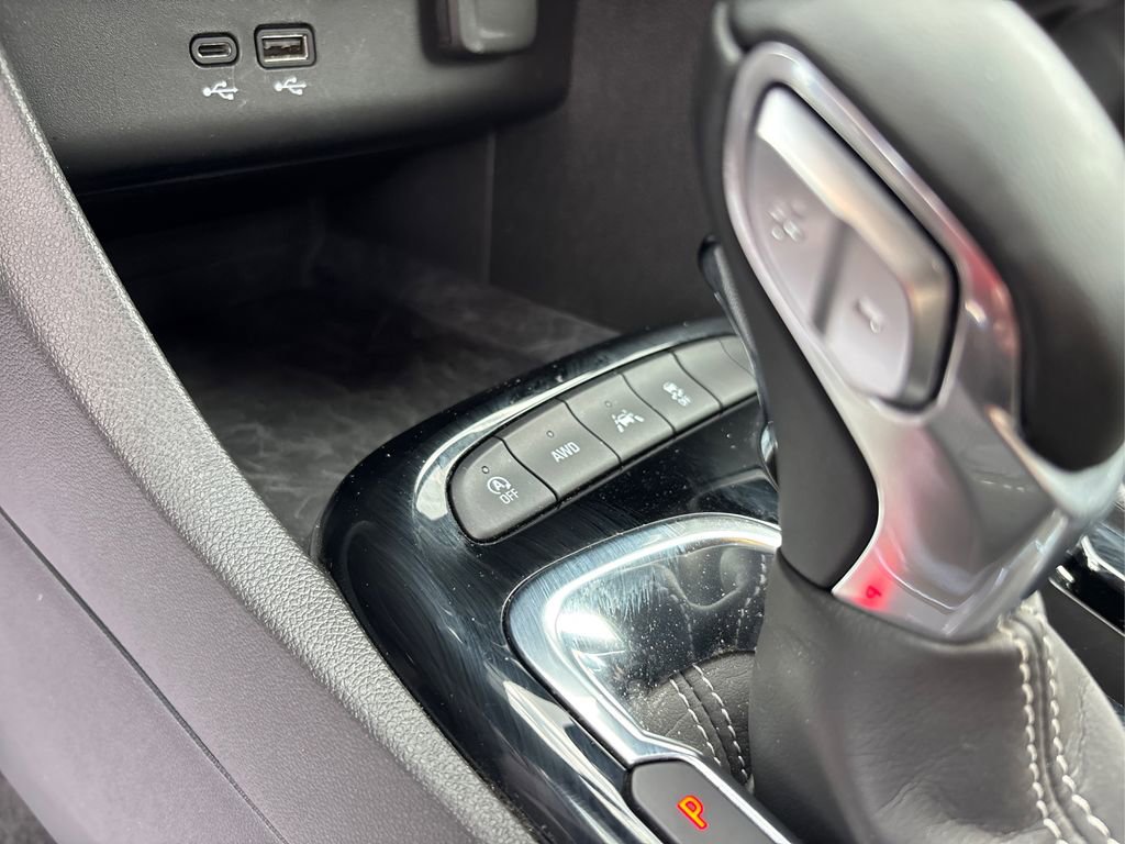 Used 2024 Buick Encore GX Preferred image 33