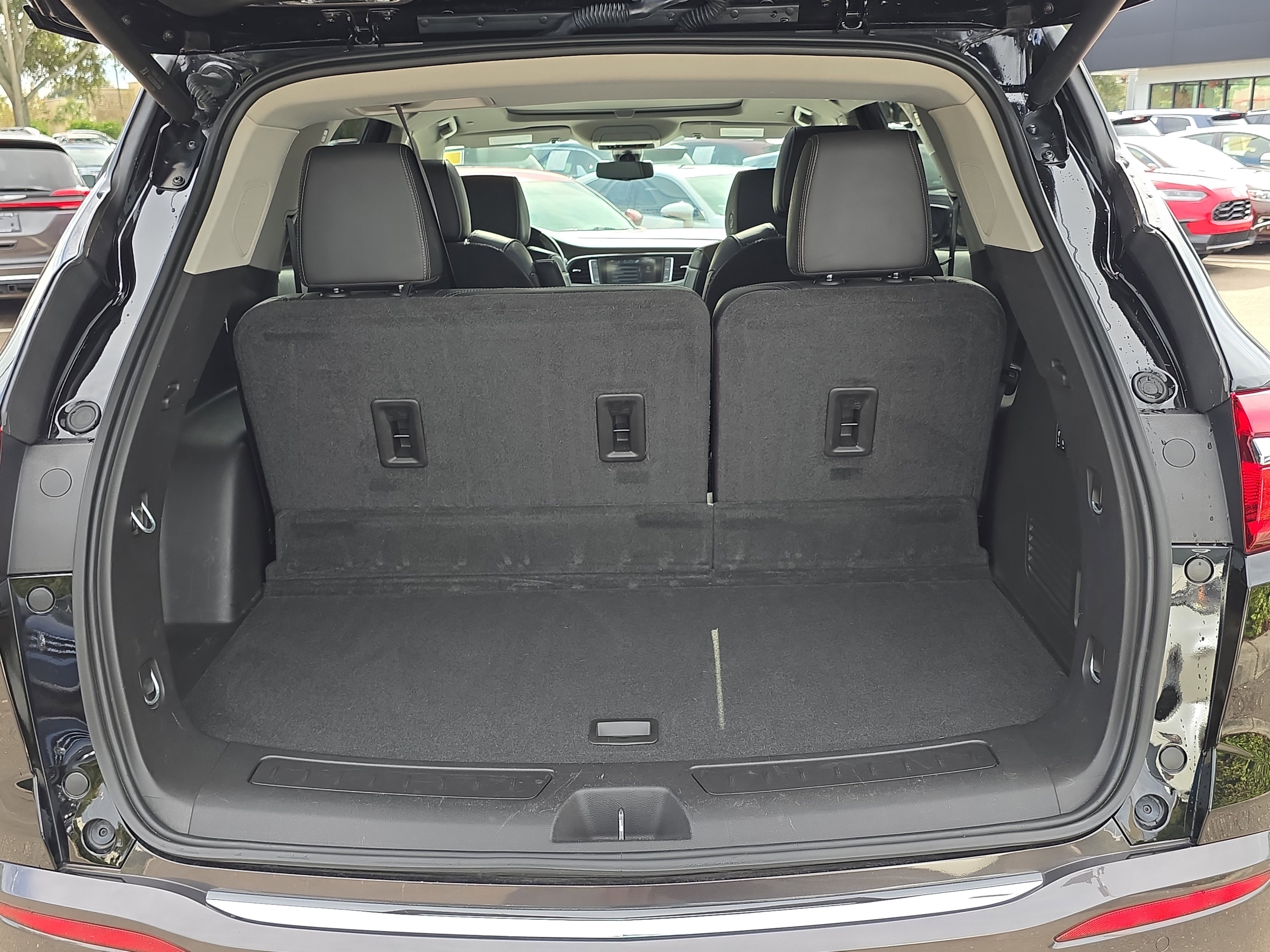 Used 2019 Buick Enclave Avenir w/ Avenir Technology Package image 12