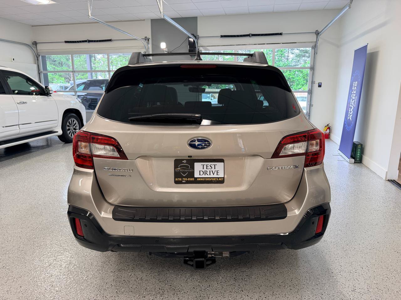 Used 2018 Subaru Outback 2.5i Limited AWD/4WD image 8