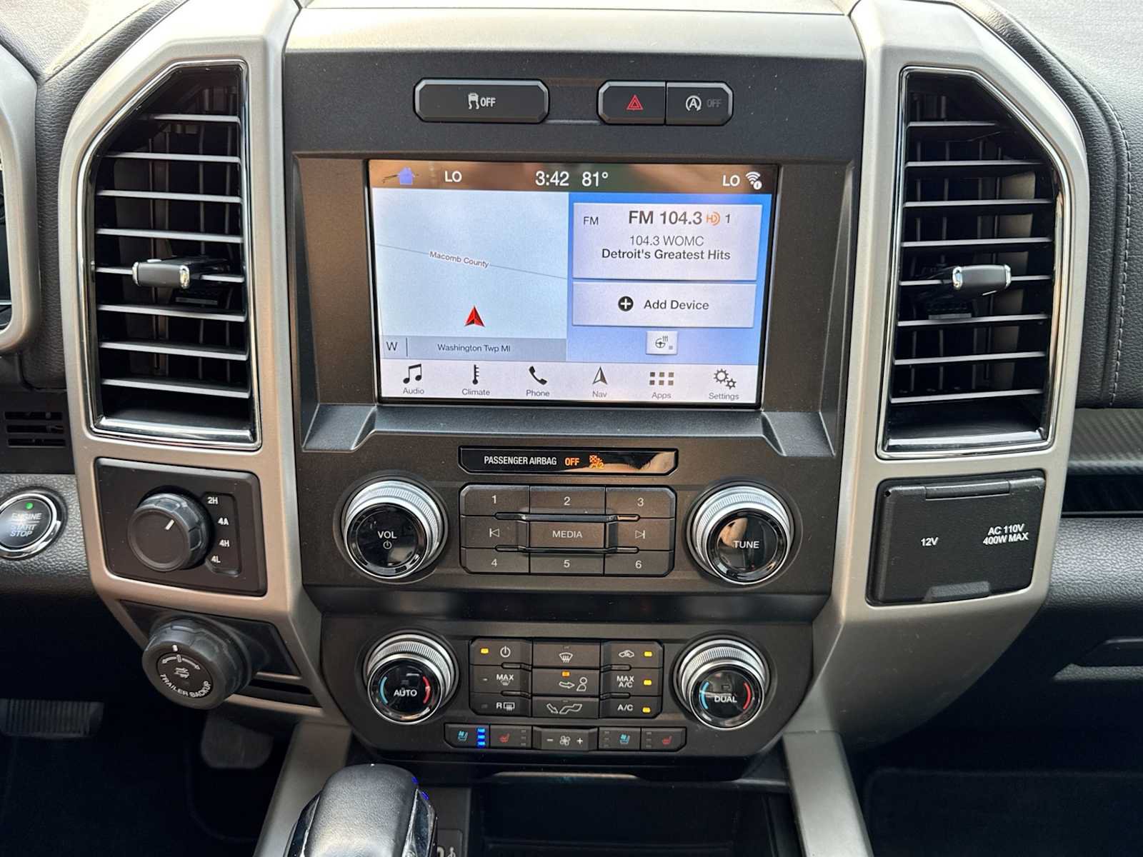 Used 2019 Ford F150 Lariat w/ Equipment Group 502A Luxury AWD/4WD image 27