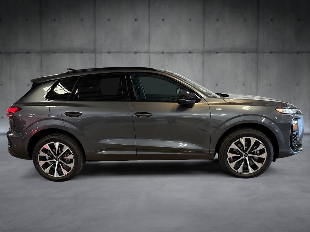 New 2026 Audi Q3 quattro 2.0T AWD/4WD image 6