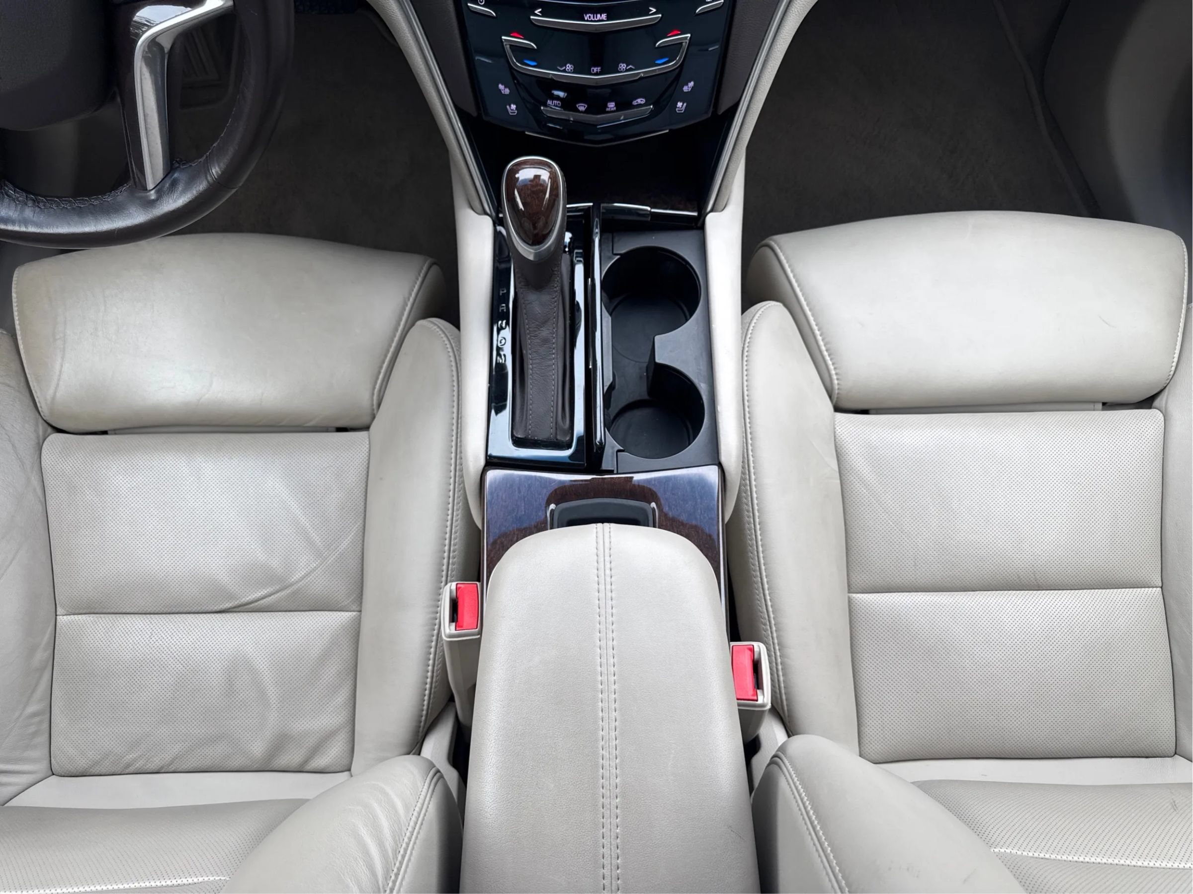 Used 2014 Cadillac XTS Luxury w/ Driver Awareness Package FWD image 29