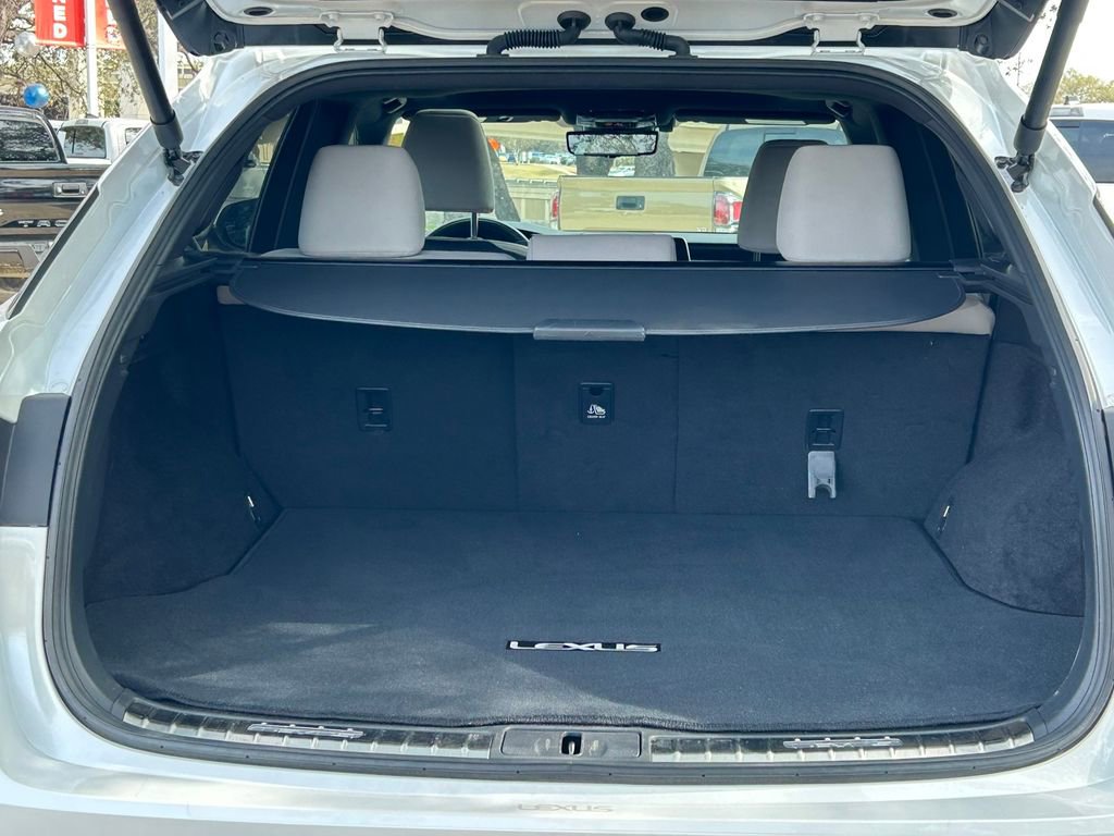 Used 2023 Lexus RX 350 w/ Accessory Package (P3) image 14