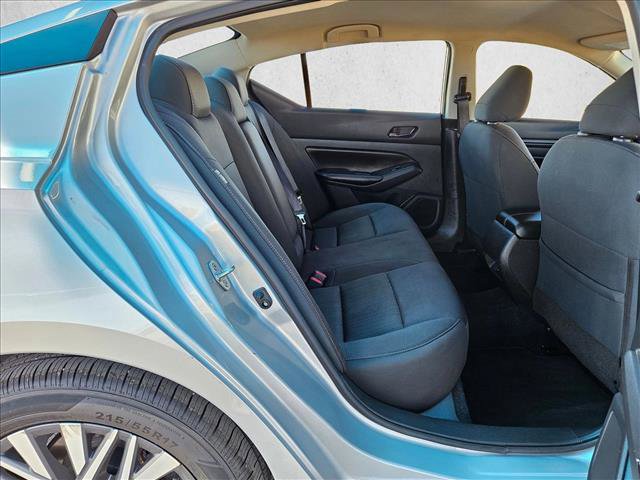 Used 2024 Nissan Altima 2.5 SV image 19