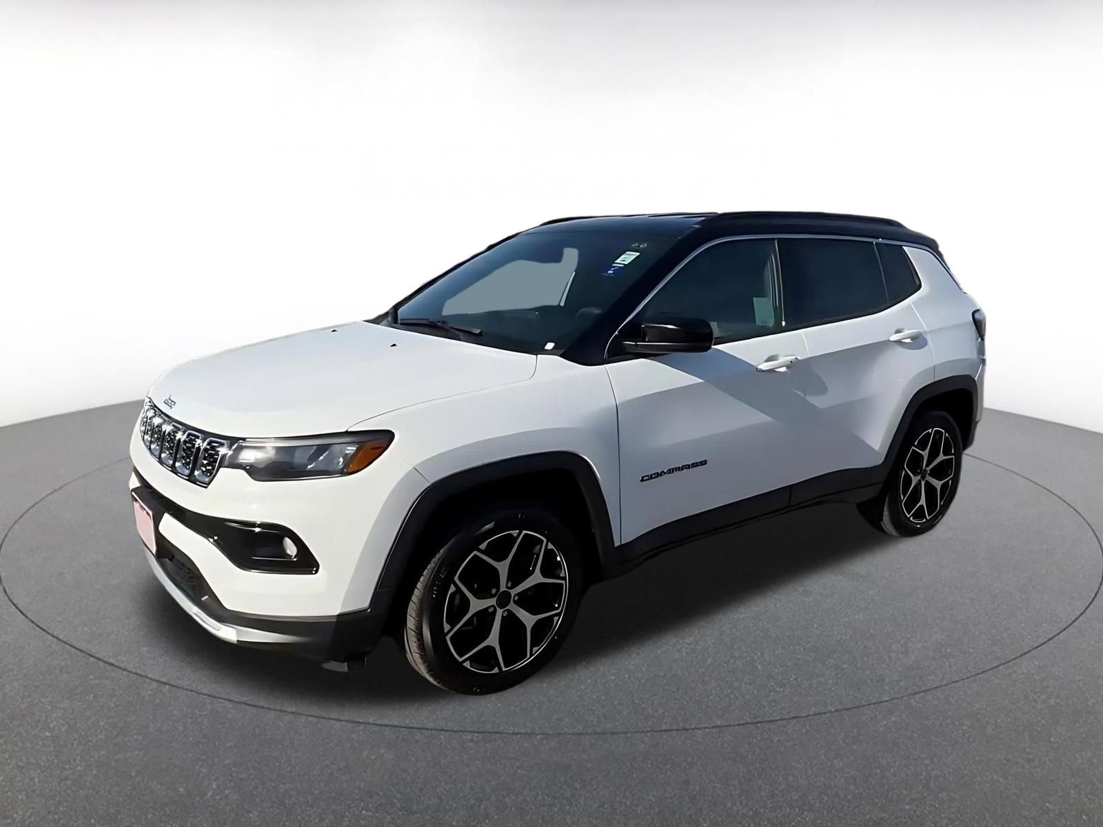 Used 2025 Jeep Compass Limited AWD/4WD image 8