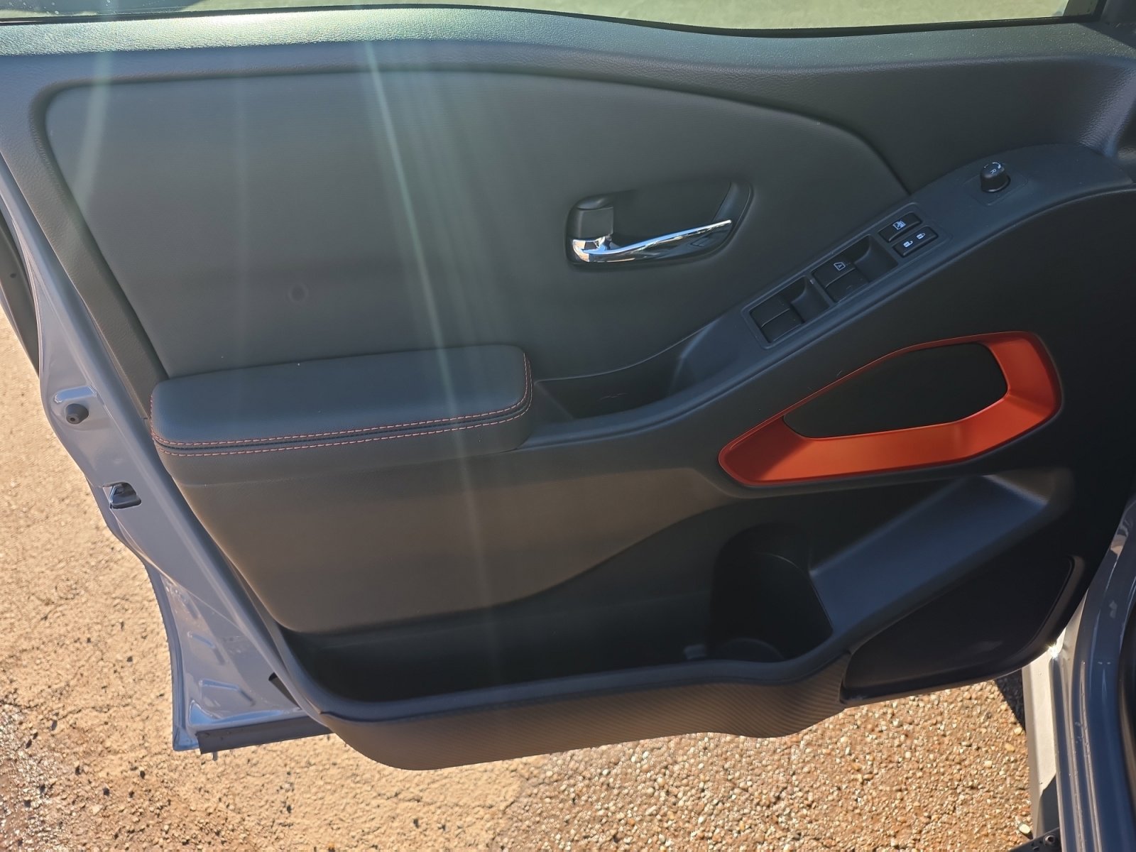 Used 2022 Nissan Frontier Pro-X image 14