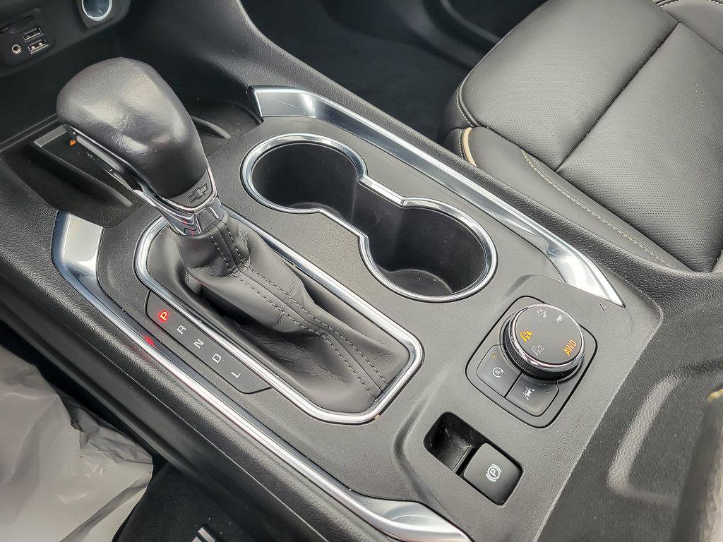 Certified 2022 Chevrolet Traverse Premier w/ Redline Edition image 17