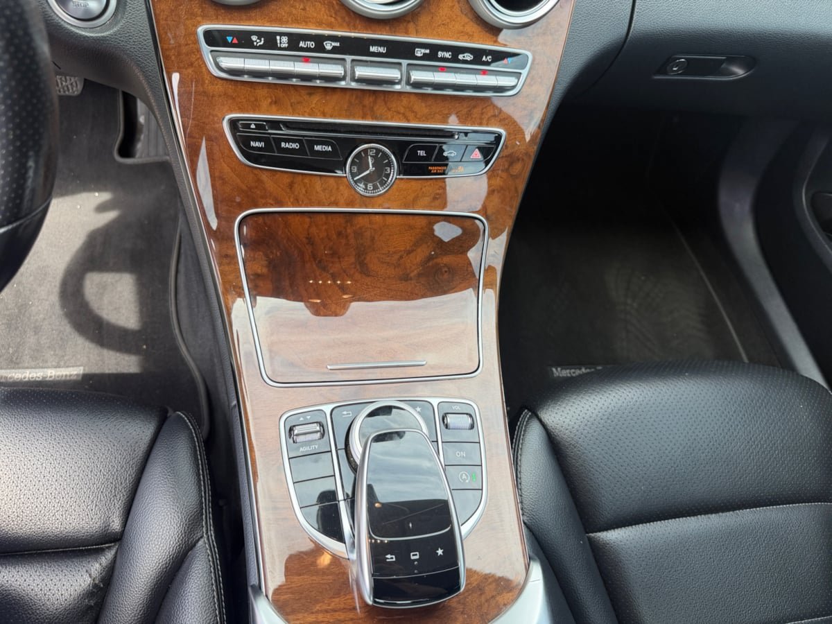 Used 2015 Mercedes-Benz C 300 4MATIC Sedan image 15