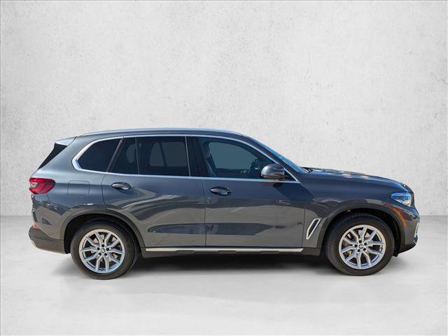 Used 2021 BMW X5 xDrive40i w/ Premium Package 3 image 4