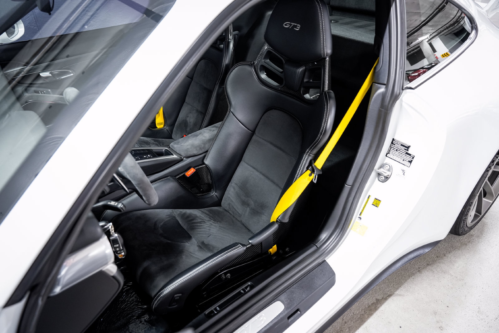Used 2016 Porsche 911 GT3 RWD image 18