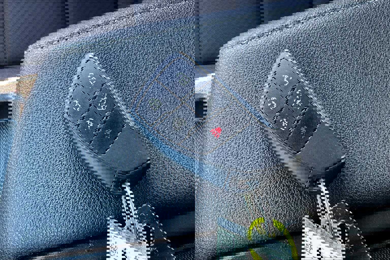 Used 2023 Chevrolet Silverado 1500 Custom image 21