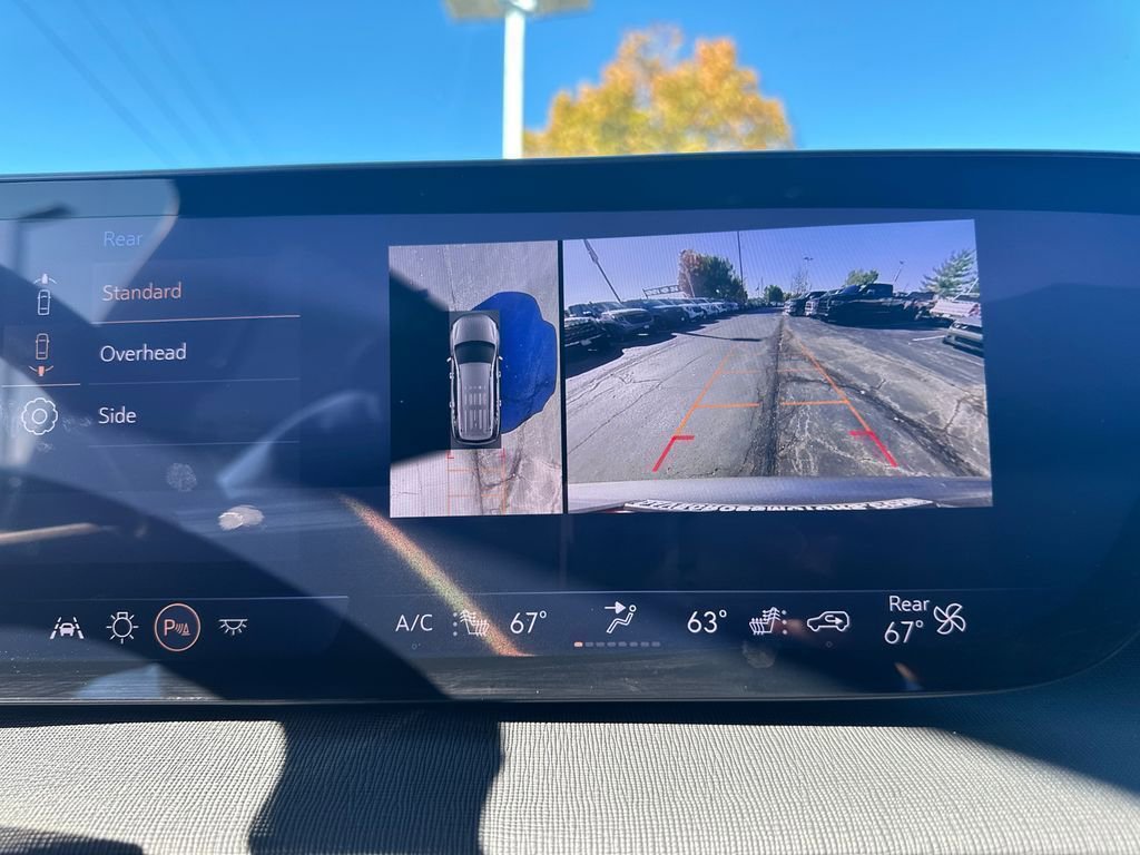 Used 2025 Buick Enclave Sport Touring image 26