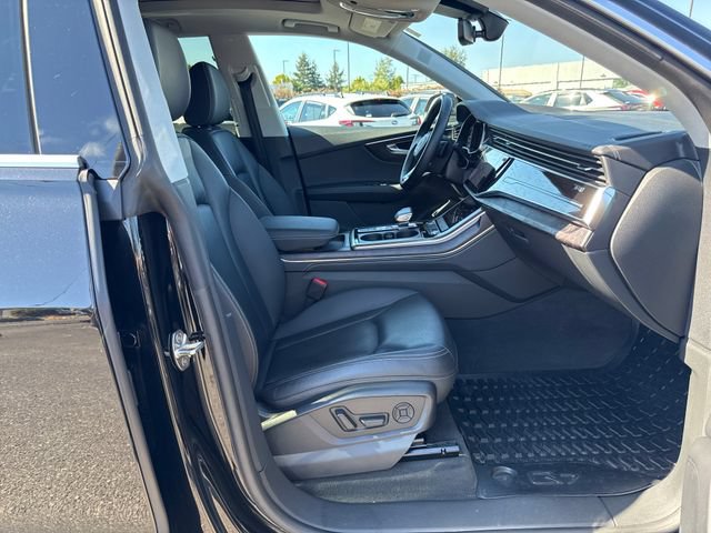 Used 2023 Audi Q8 Premium Plus w/ Premium Plus Package AWD/4WD image 9