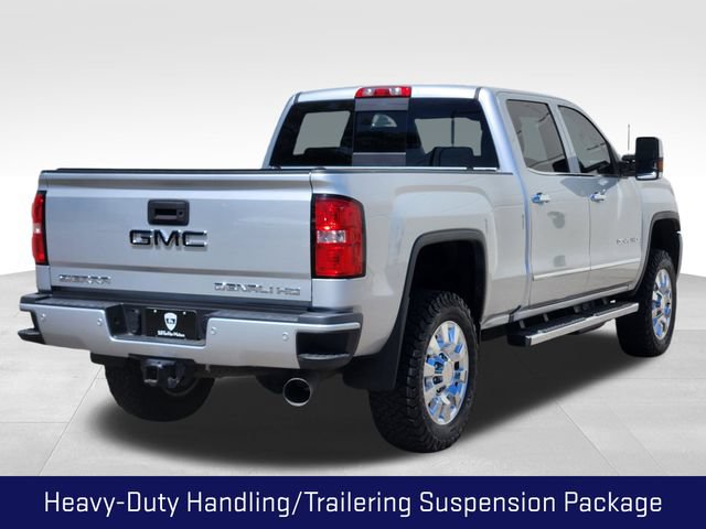 Used 2018 GMC Sierra 2500 Denali w/ Duramax Plus Package AWD/4WD image 10