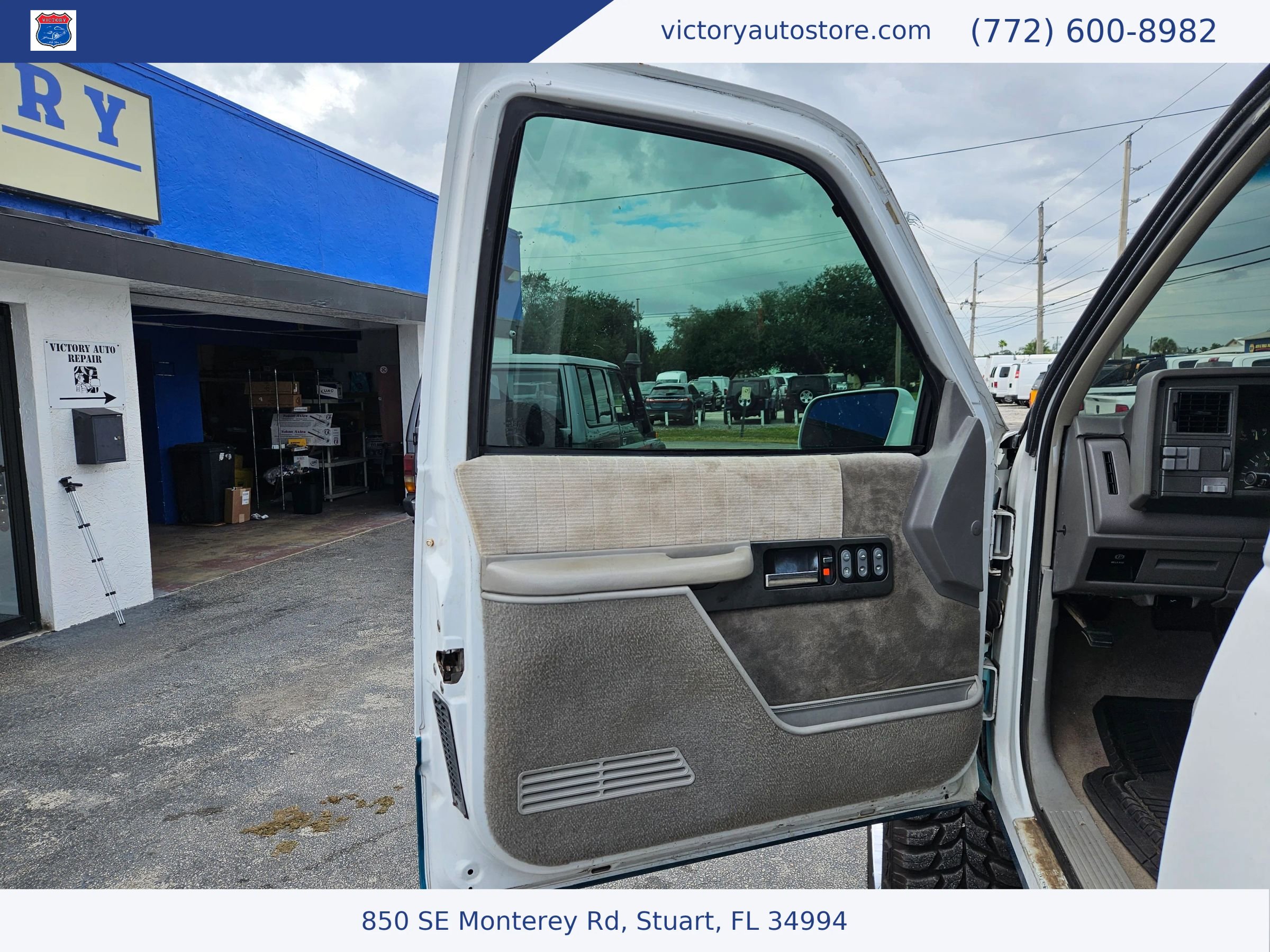 Used 1993 Chevrolet Silverado 1500 LT image 17