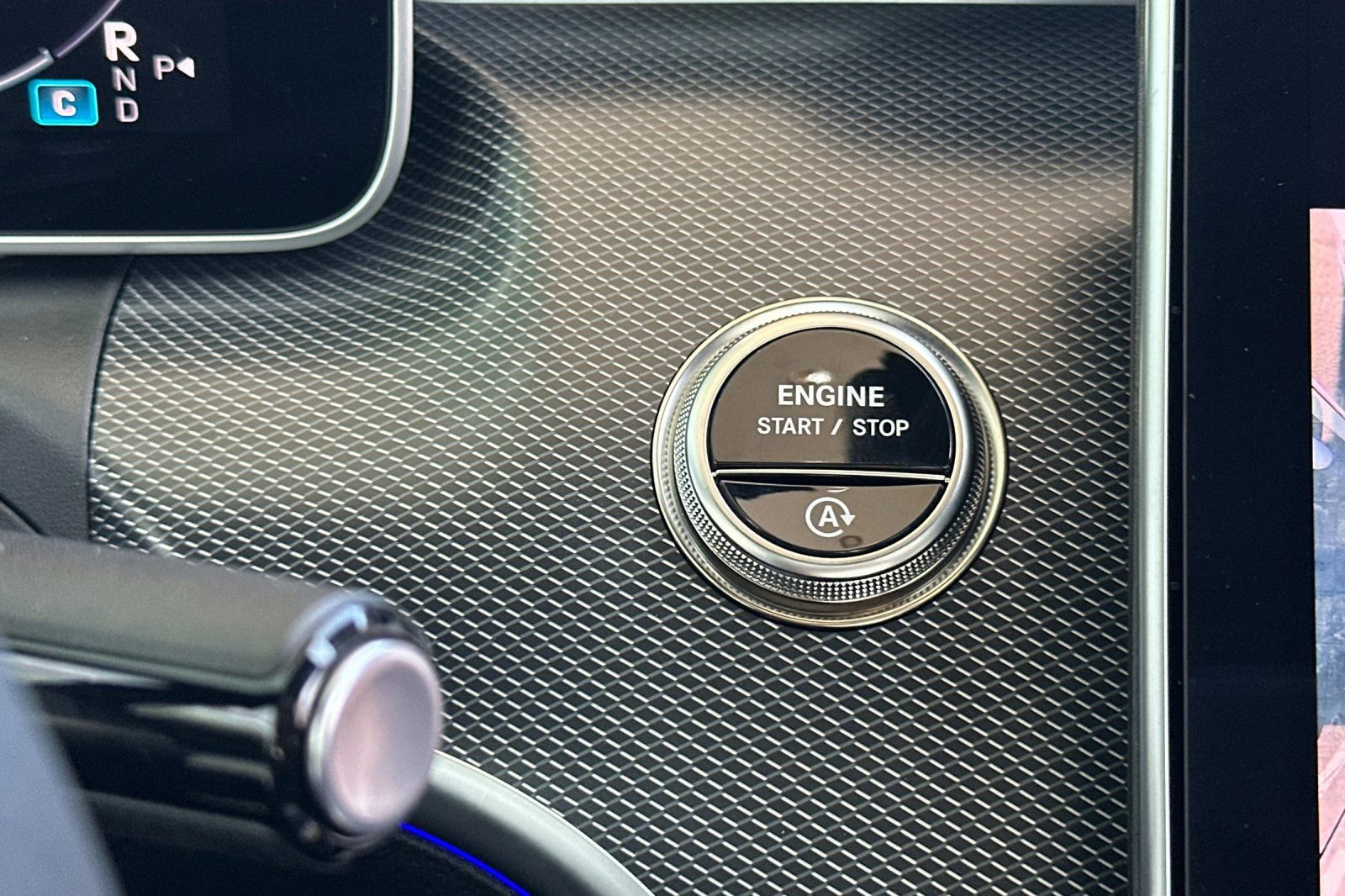 New 2025 Mercedes-Benz C 300 Sedan image 20