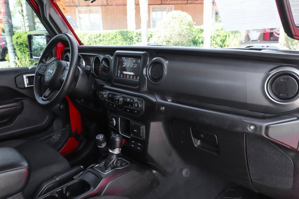 Used 2022 Jeep Gladiator Sport image 34