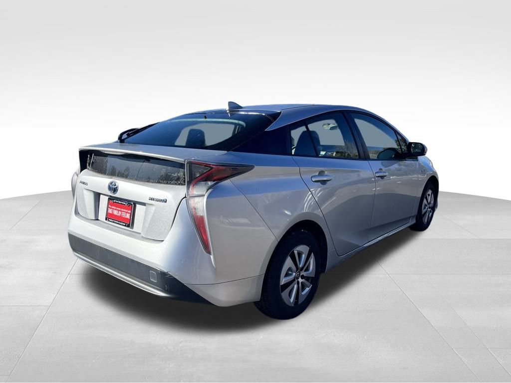 Used 2016 Toyota Prius Three image 3