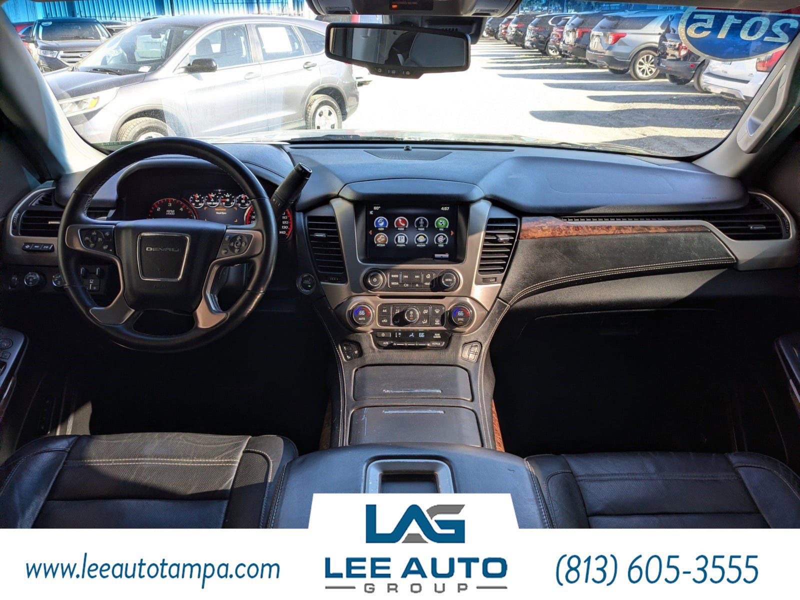 Used 2015 GMC Yukon Denali w/ Touring Package AWD/4WD image 17