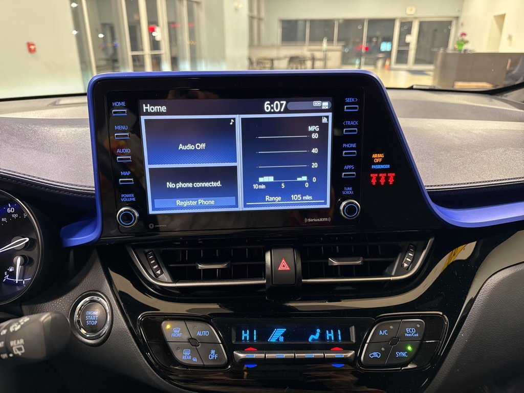 Used 2022 Toyota C-HR XLE image 27