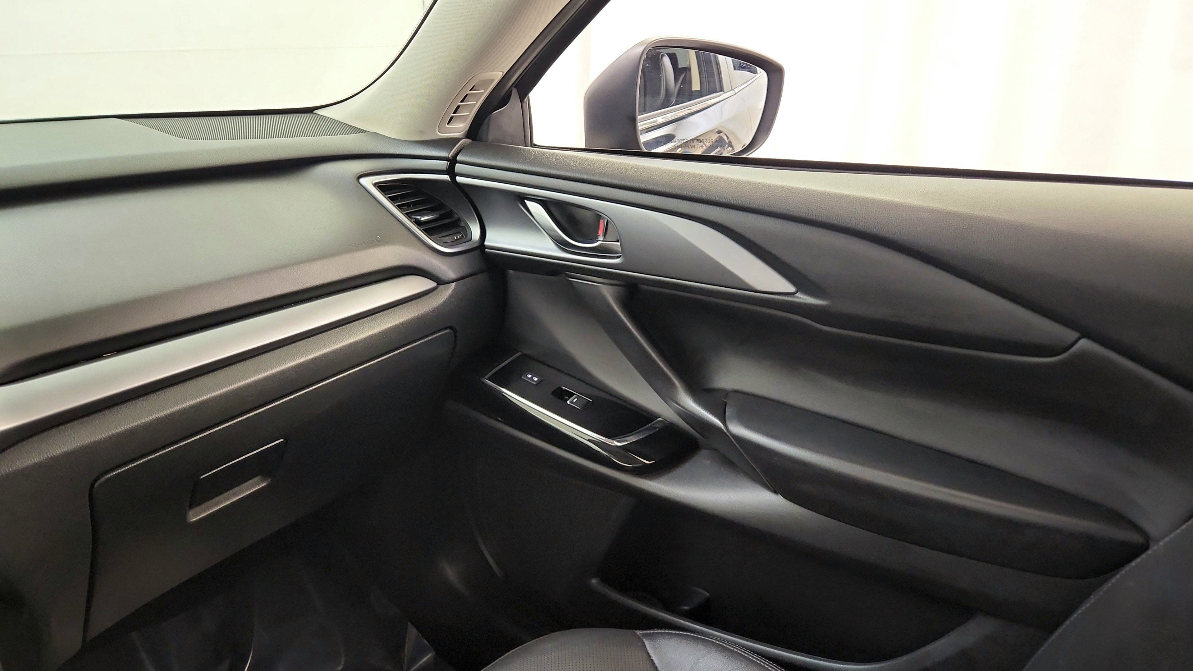 Used 2023 MAZDA CX-9 Touring Plus AWD/4WD image 24