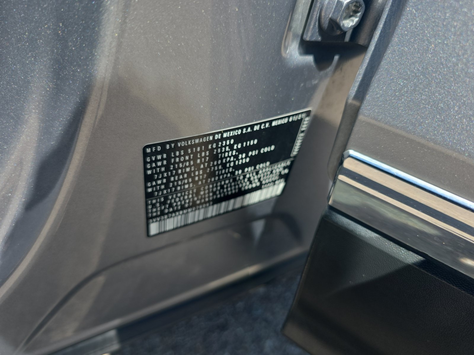 Used 2021 Volkswagen Tiguan SE FWD image 25