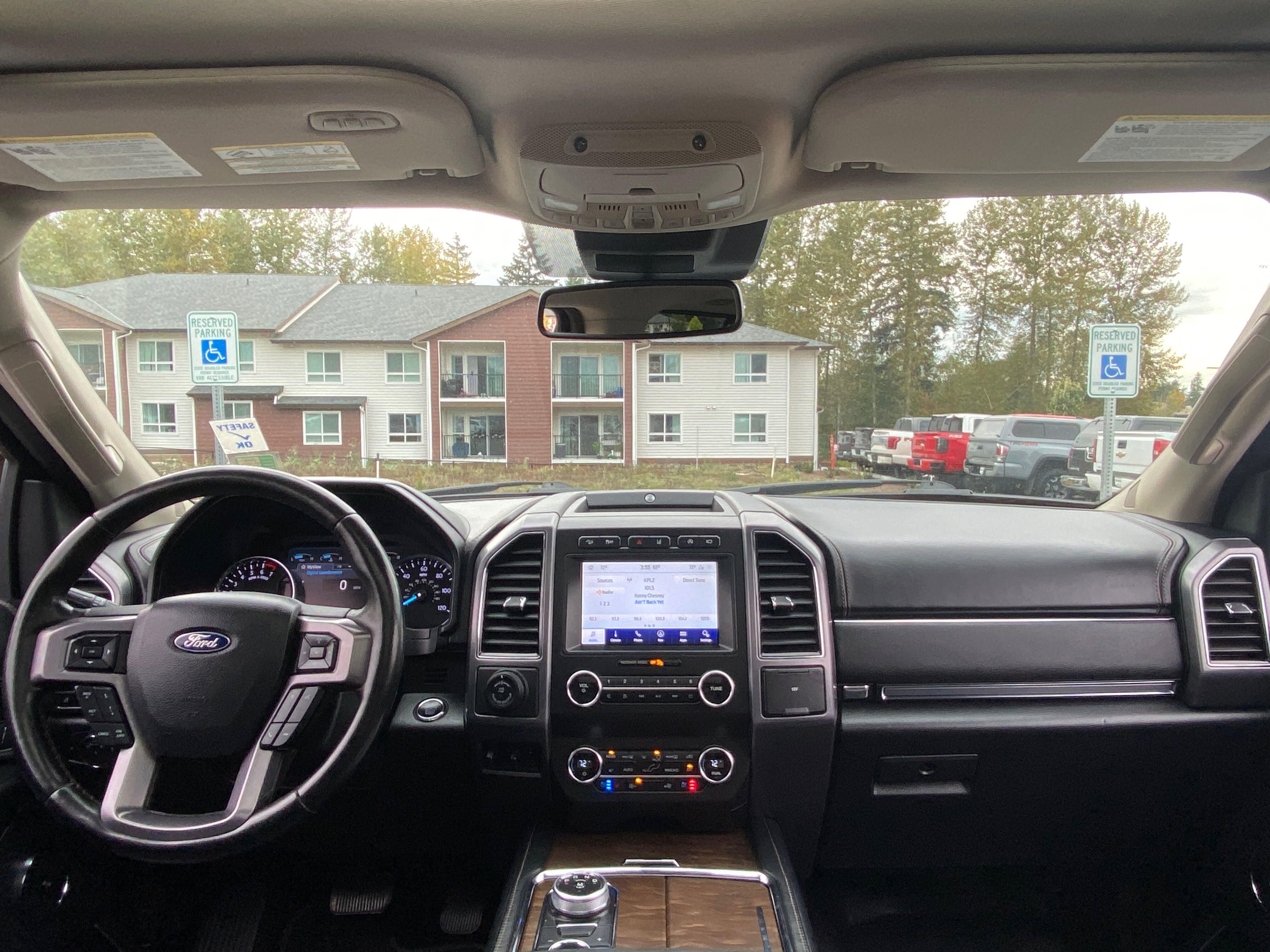 Used 2020 Ford Expedition Platinum image 10