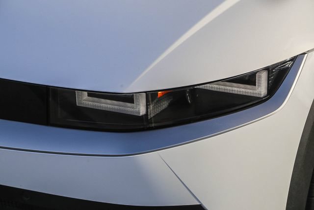 New 2026 Hyundai Ioniq 5 SEL RWD image 8