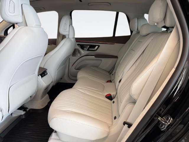 Certified 2023 Mercedes-Benz EQS 580 4MATIC SUV image 12