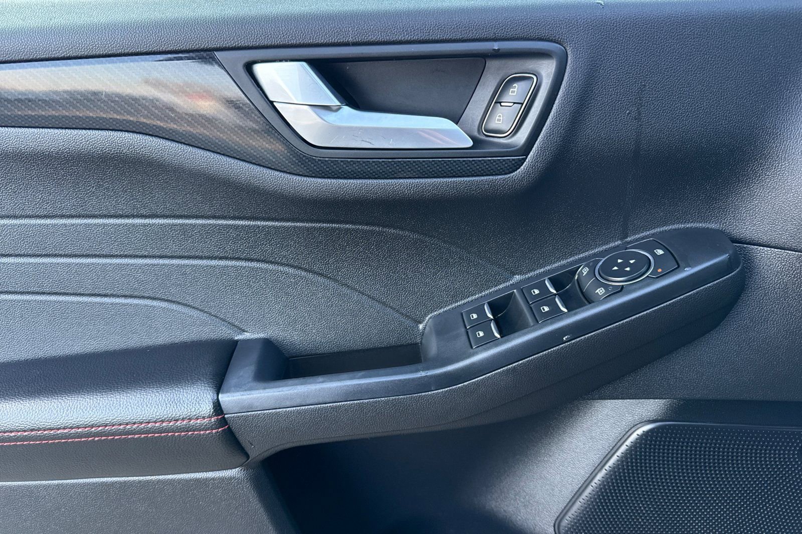 Certified 2023 Ford Escape ST-Line image 12