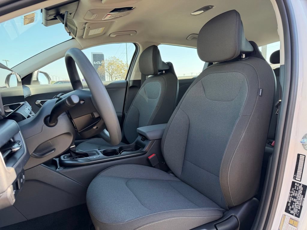 New 2026 Kia K4 FWD image 10