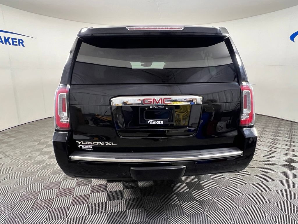 Used 2017 GMC Yukon XL Denali w/ Open Road Package AWD/4WD image 5