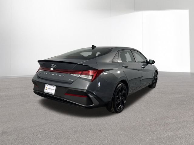New 2026 Hyundai Elantra Sport image 4