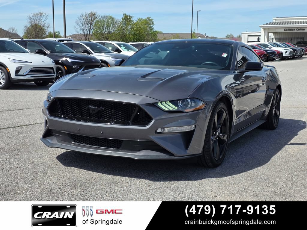 Used 2021 Ford Mustang GT Premium w/ Black Accent Package RWD image 3